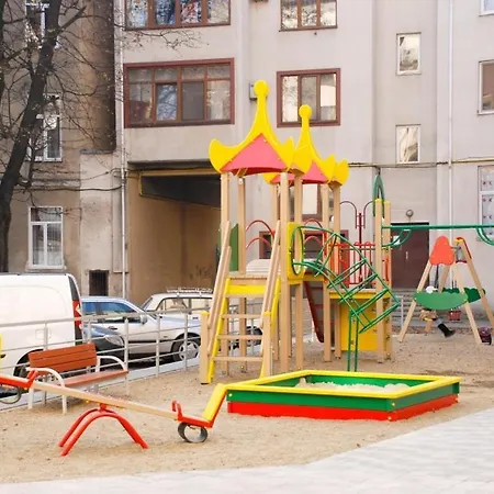 Комфортні Апартаменти 82 Ivano-Frankivsk Exterior photo