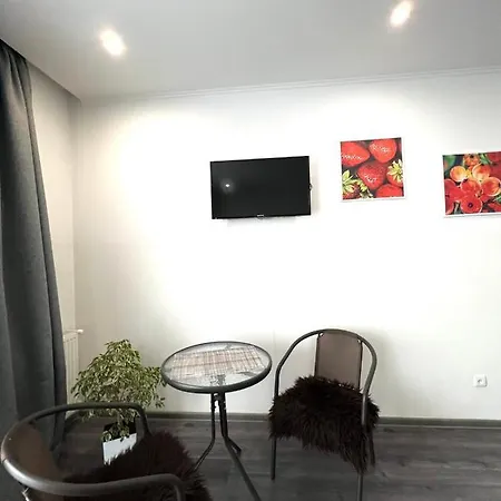 Комфортні Апартаменти 82 Ivano-Frankivsk Exterior photo